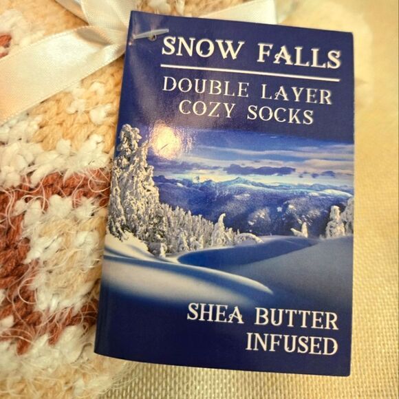 NWT MINX NY SHEA BUTTER INFUSED SLIPPER SOCKS OSFM - Picture 3 of 4